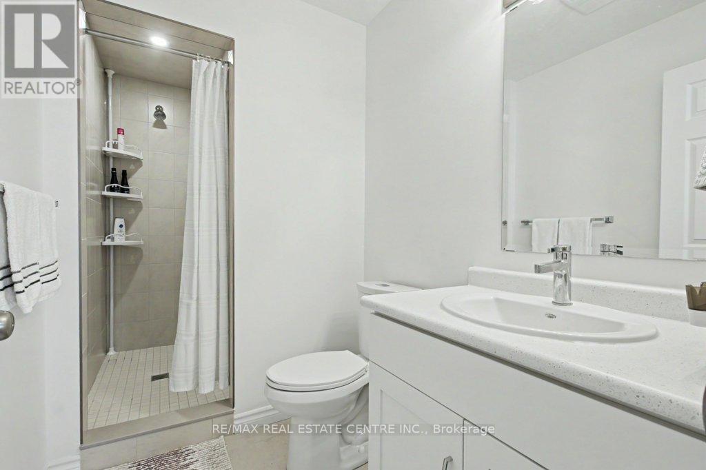 53 Lomond Lane, Kitchener, Ontario  N2R 0T6 - Photo 11 - X12991706