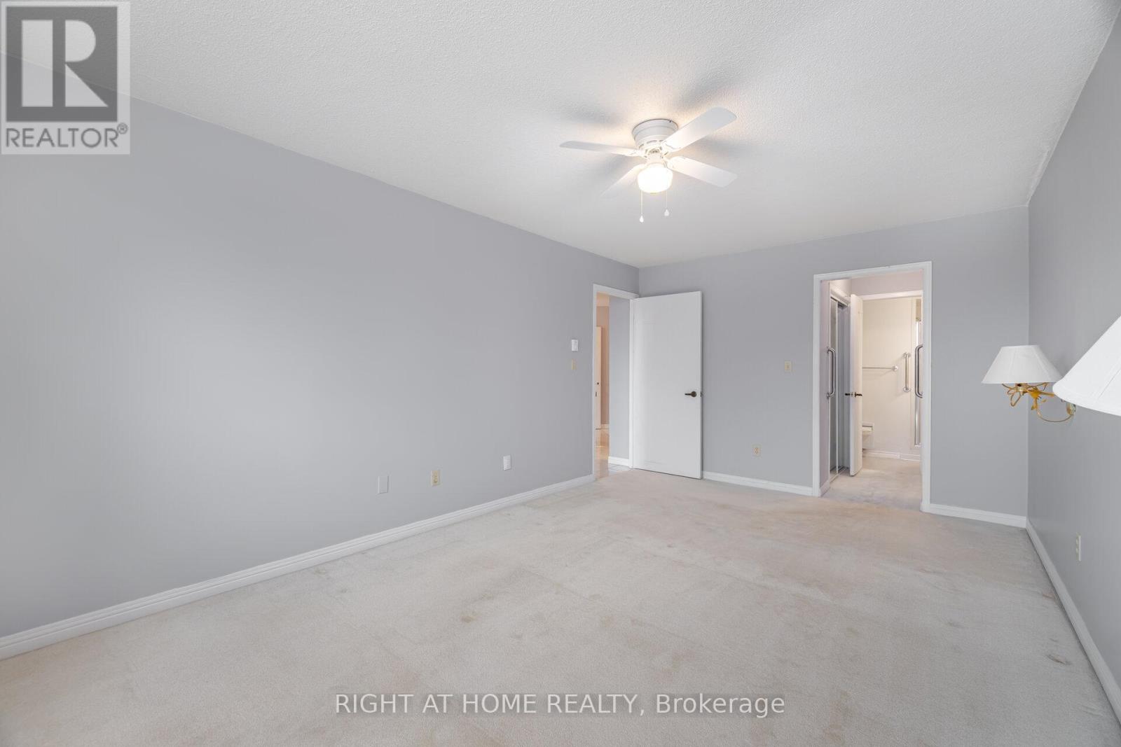 201 - 166 Mountain Park Avenue, Hamilton, Ontario  L8V 1A1 - Photo 13 - X12991790