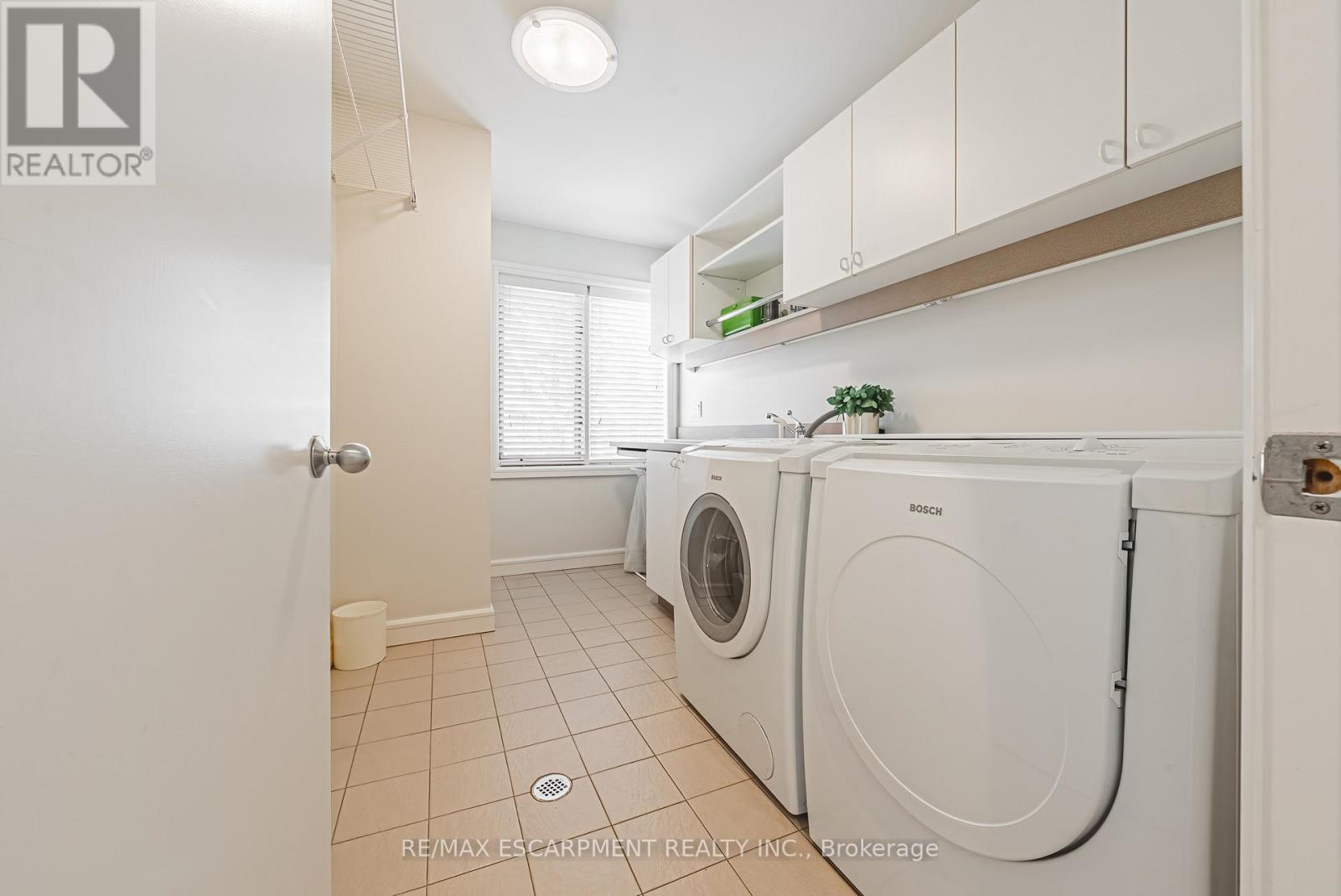 2 Anslow Court, Hamilton, Ontario  L9H 6Z2 - Photo 34 - X12991804