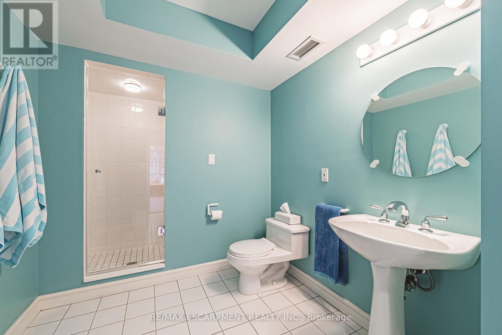 2 Anslow Court, Hamilton, Ontario  L9H 6Z2 - Photo 43 - X12991804