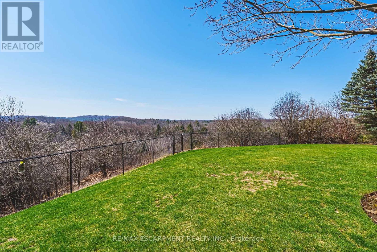 2 Anslow Court, Hamilton, Ontario  L9H 6Z2 - Photo 48 - X12991804