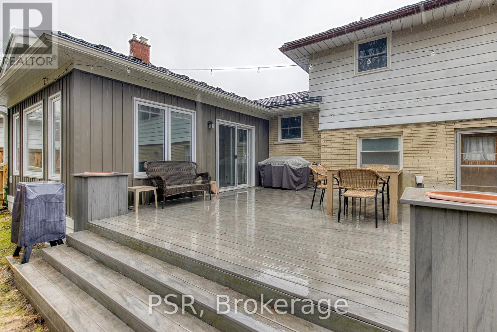 36 Randerson Avenue, Kitchener, Ontario  N2H 3L9 - Photo 45 - X12991918