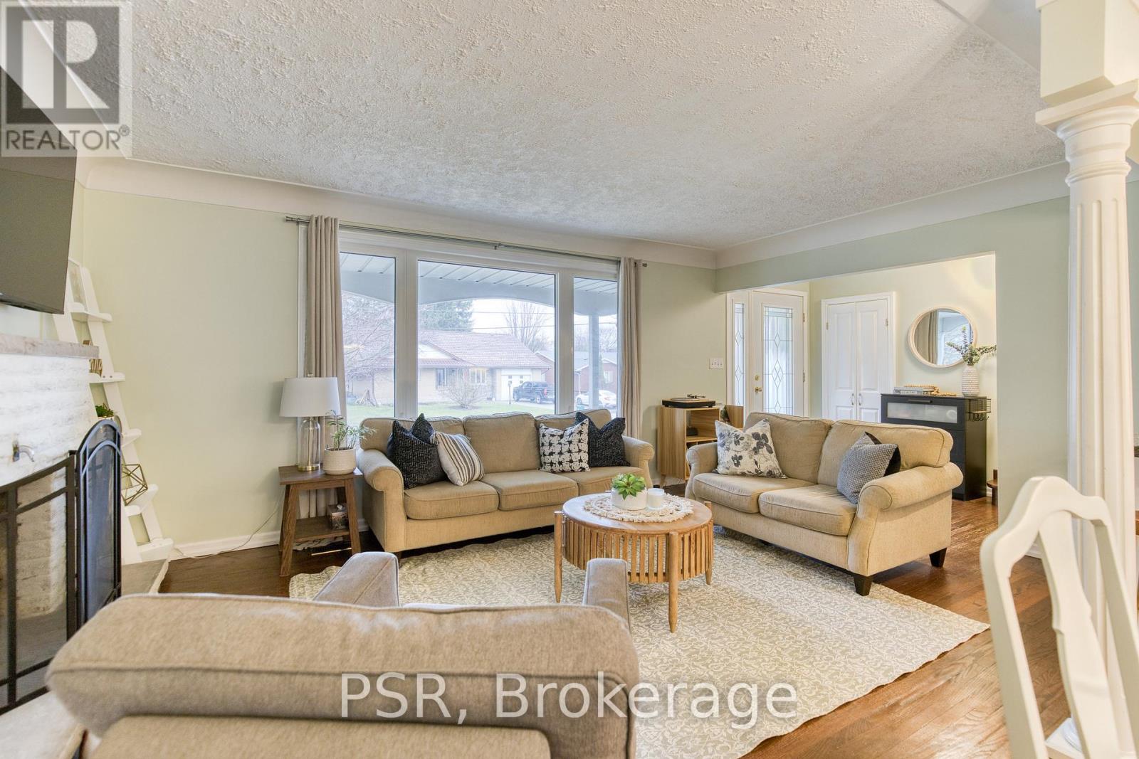 36 Randerson Avenue, Kitchener, Ontario  N2H 3L9 - Photo 5 - X12991918