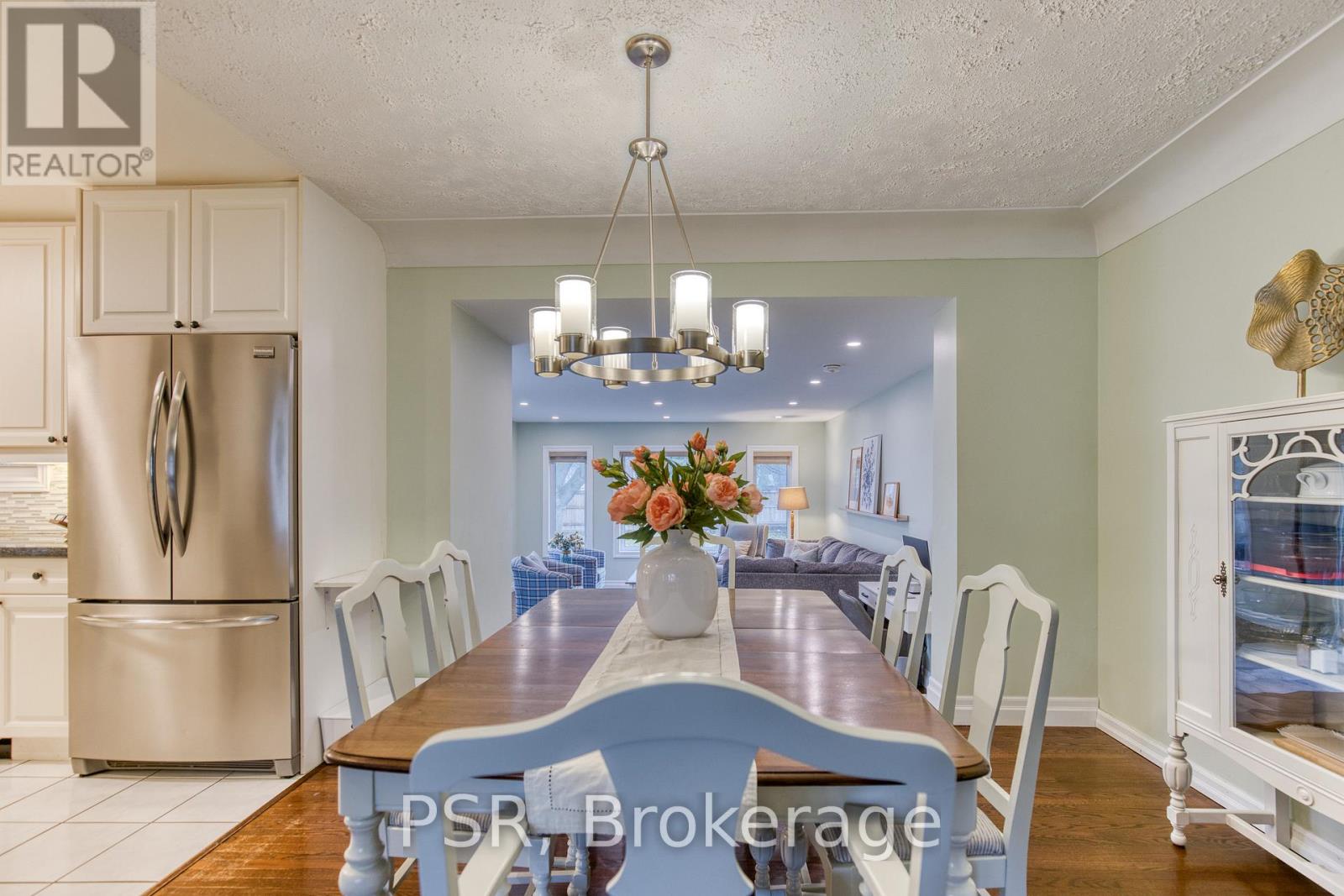 36 Randerson Avenue, Kitchener, Ontario  N2H 3L9 - Photo 7 - X12991918