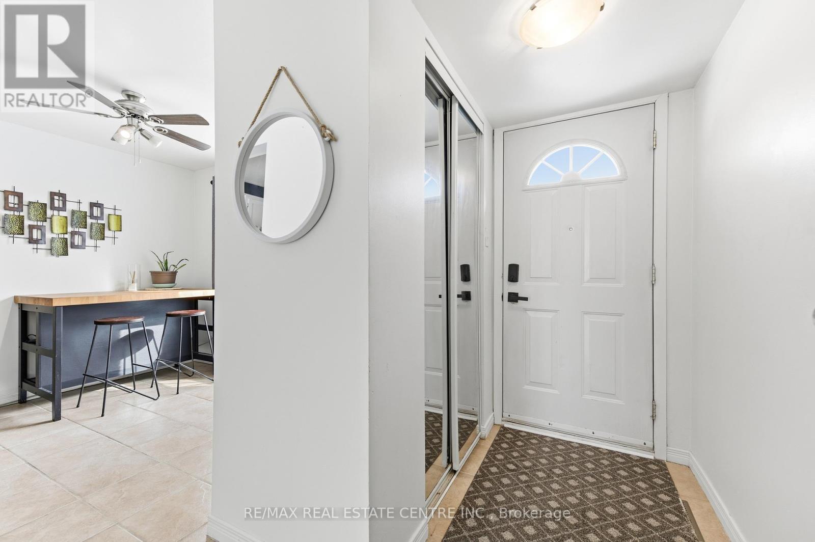 22 - 210 Glamis Road, Cambridge, Ontario  N1R 6L3 - Photo 2 - X12991944