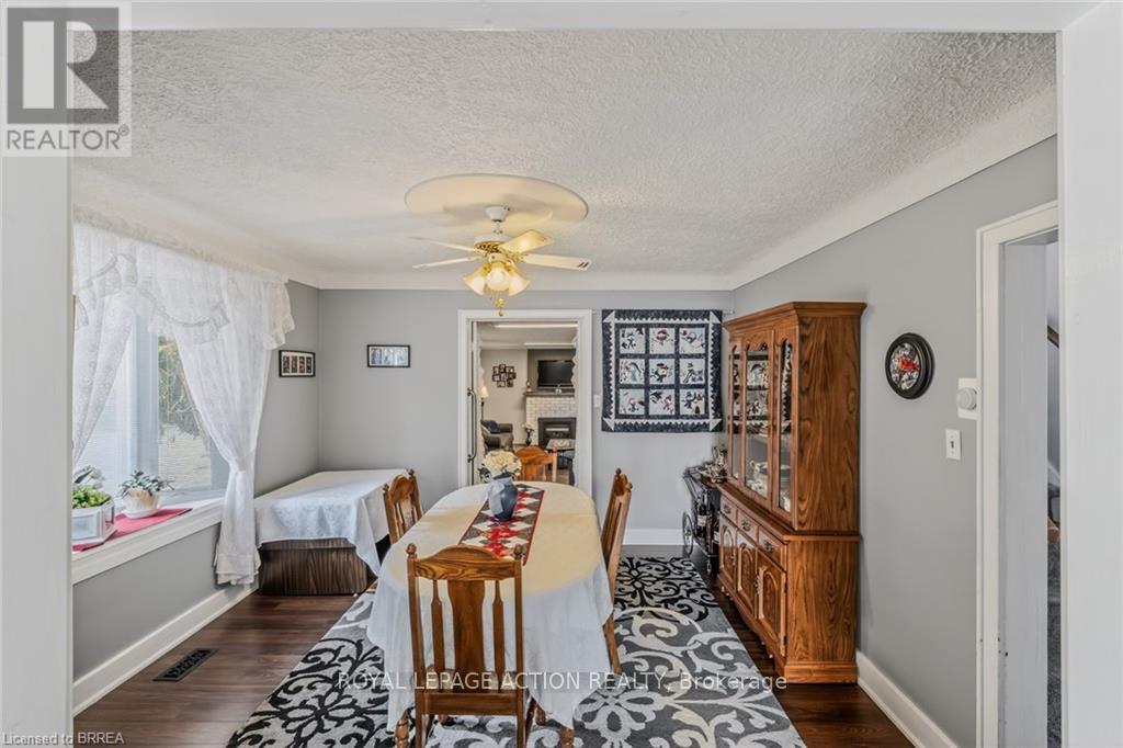 19 Lyndsay Street, Brantford, Ontario  N3T 2C5 - Photo 16 - X12991946