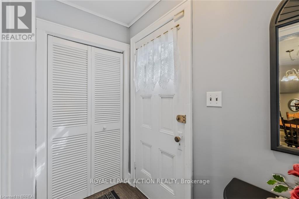 19 Lyndsay Street, Brantford, Ontario  N3T 2C5 - Photo 25 - X12991946