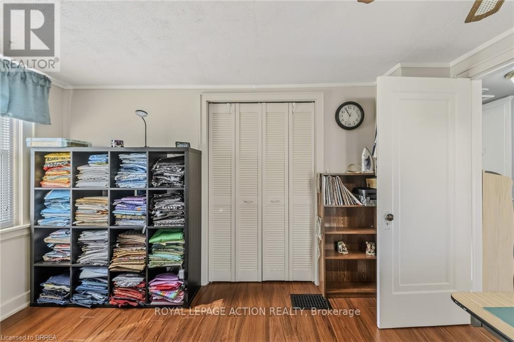 19 Lyndsay Street, Brantford, Ontario  N3T 2C5 - Photo 28 - X12991946