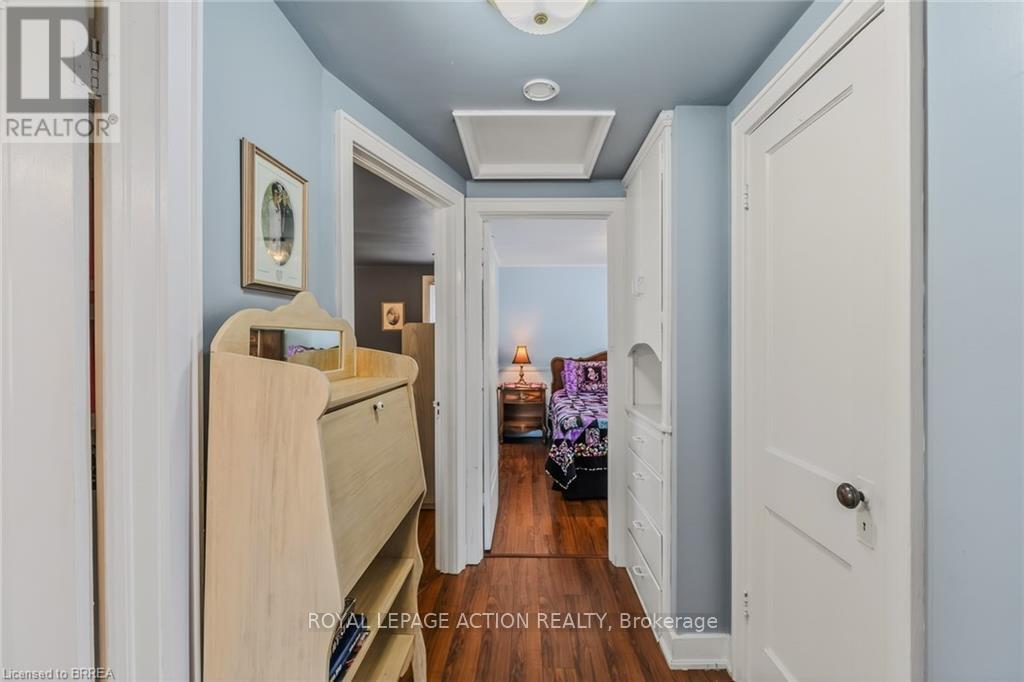 19 Lyndsay Street, Brantford, Ontario  N3T 2C5 - Photo 29 - X12991946