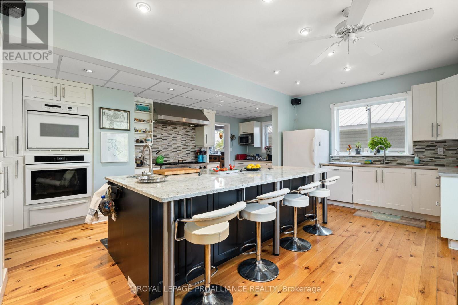 2925 County Road 10, Prince Edward County, Ontario  K0K 2P0 - Photo 17 - X12314107