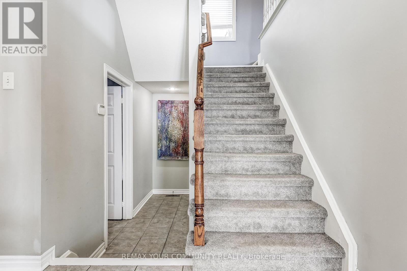 2 Laurelbank Crescent, Georgina, Ontario  L4P 4H6 - Photo 20 - N12913896