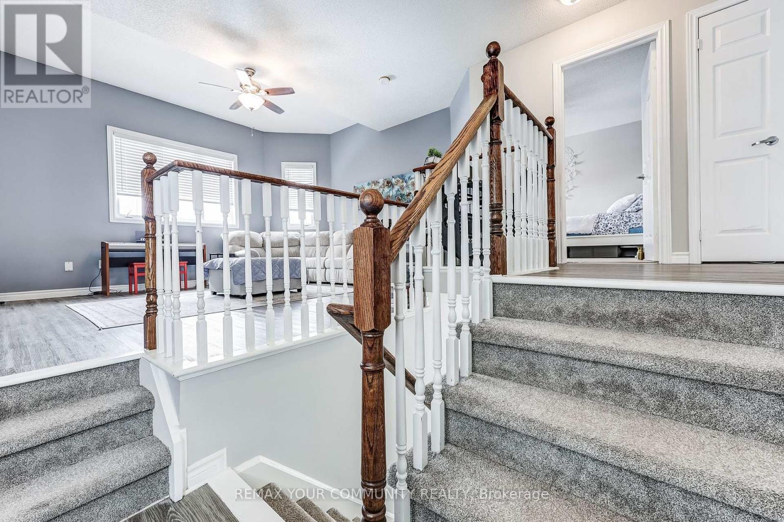 2 Laurelbank Crescent, Georgina, Ontario  L4P 4H6 - Photo 24 - N12913896