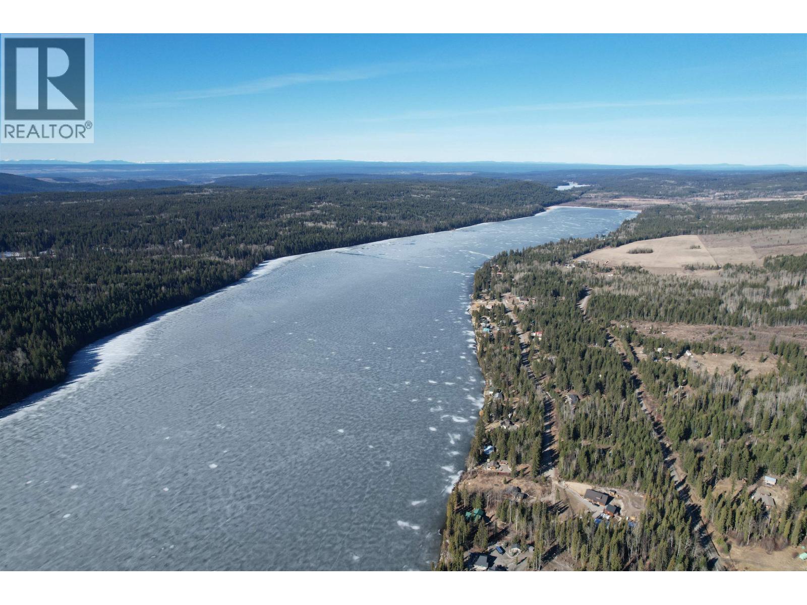 5780 Timothy Lake Road, 100 Mile House, British Columbia  V0K 1T0 - Photo 38 - R3094293