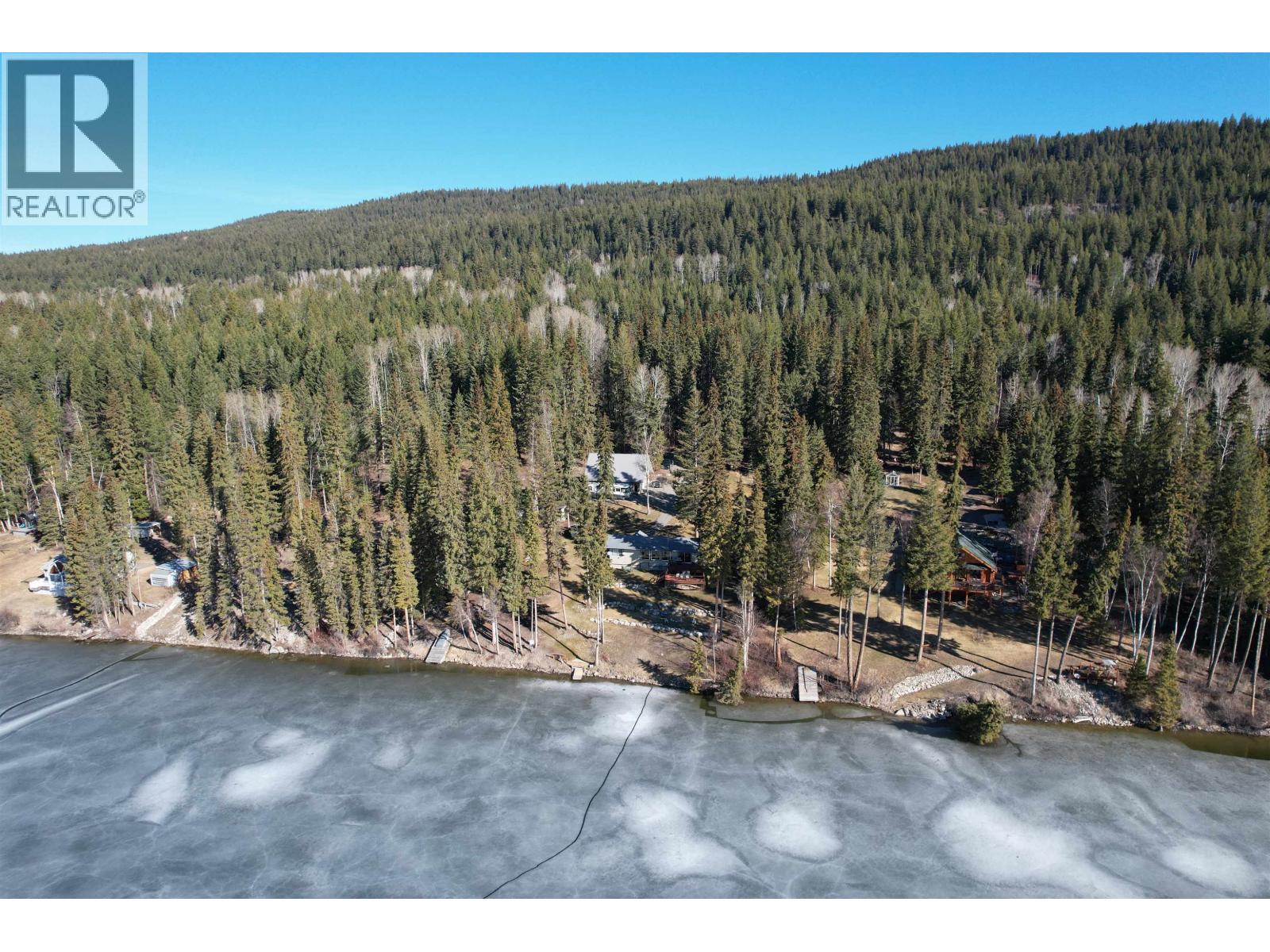 5780 Timothy Lake Road, 100 Mile House, British Columbia  V0K 1T0 - Photo 37 - R3094293