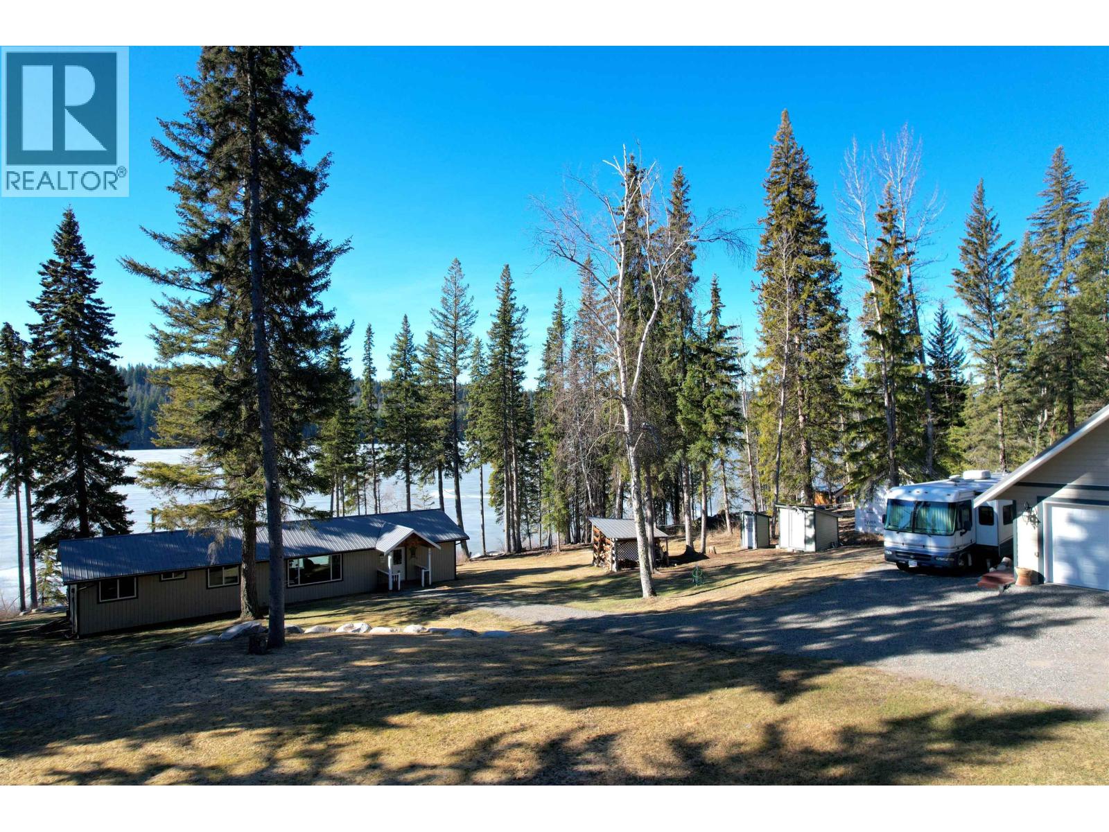 5780 TIMOTHY LAKE ROAD, 100 Mile House, British Columbia