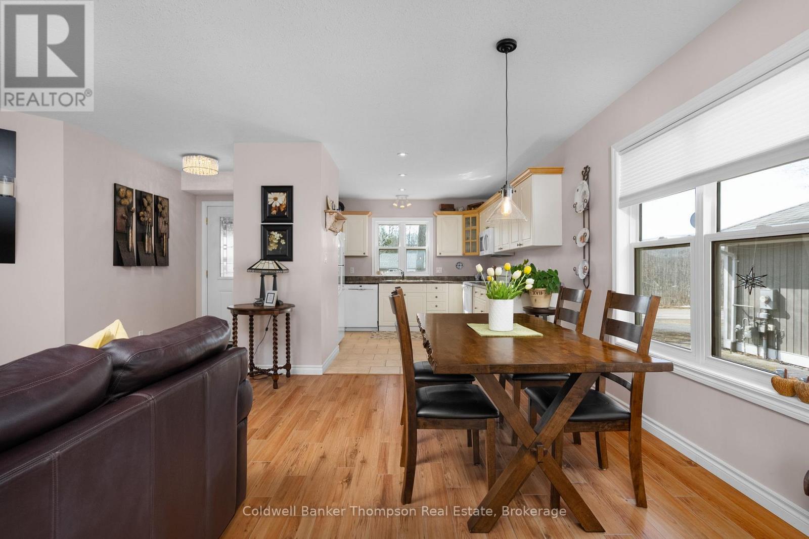 5 Northdown Street, Huntsville, Ontario P1H 2R3 - Photo 10 - X12992036