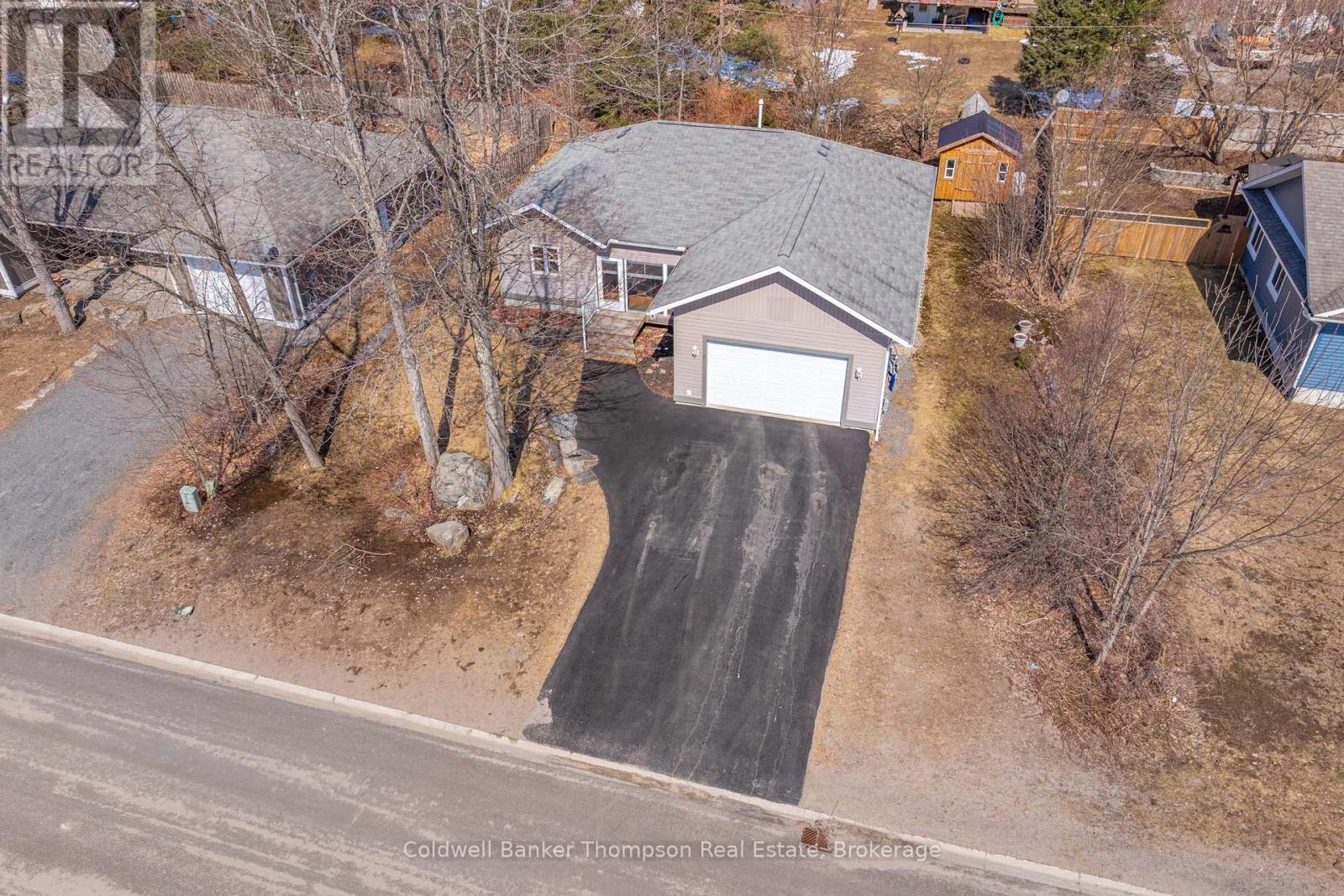 5 Northdown Street, Huntsville, Ontario P1H 2R3 - Photo 34 - X12992036