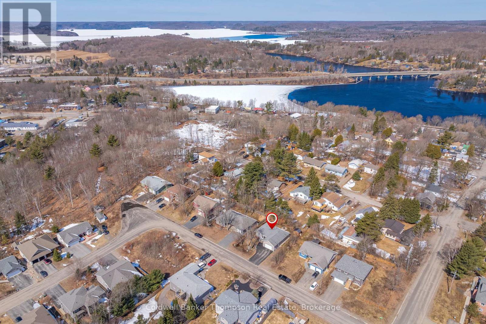 5 Northdown Street, Huntsville, Ontario P1H 2R3 - Photo 38 - X12992036