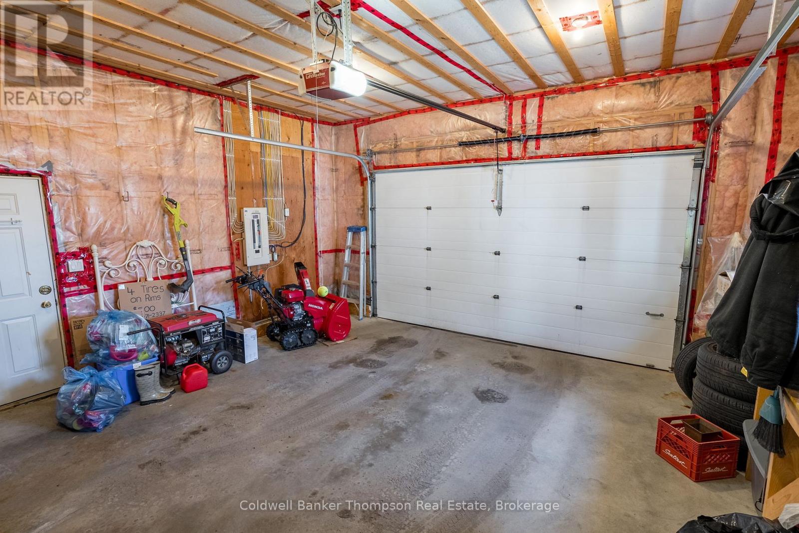 5 Northdown Street, Huntsville, Ontario P1H 2R3 - Photo 40 - X12992036