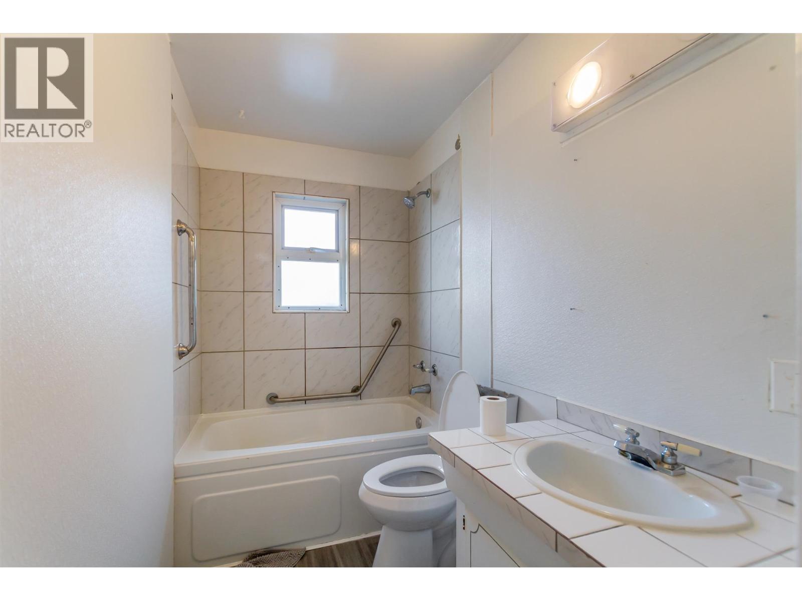 22041 Dewdney Trunk Road, Maple Ridge, British Columbia  V2X 3H3 - Photo 8 - R3110277