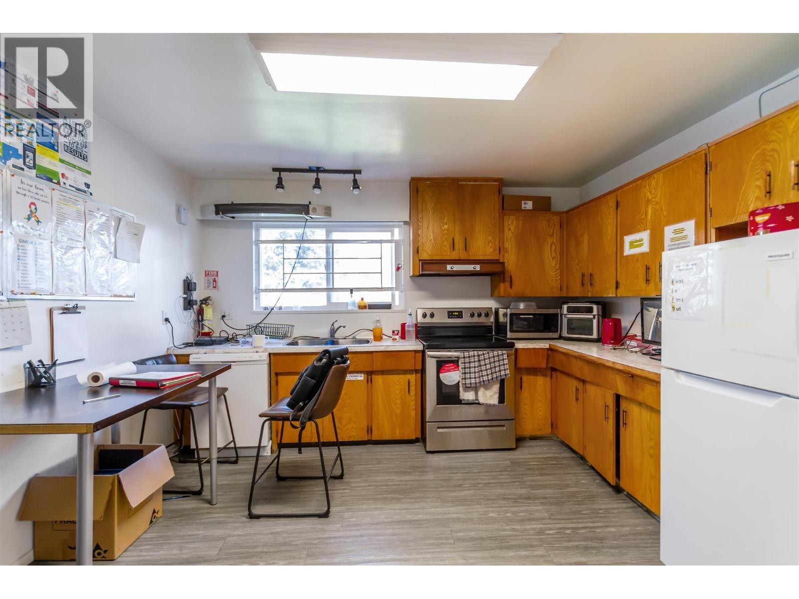 22041 Dewdney Trunk Road, Maple Ridge, British Columbia  V2X 3H3 - Photo 6 - R3110277