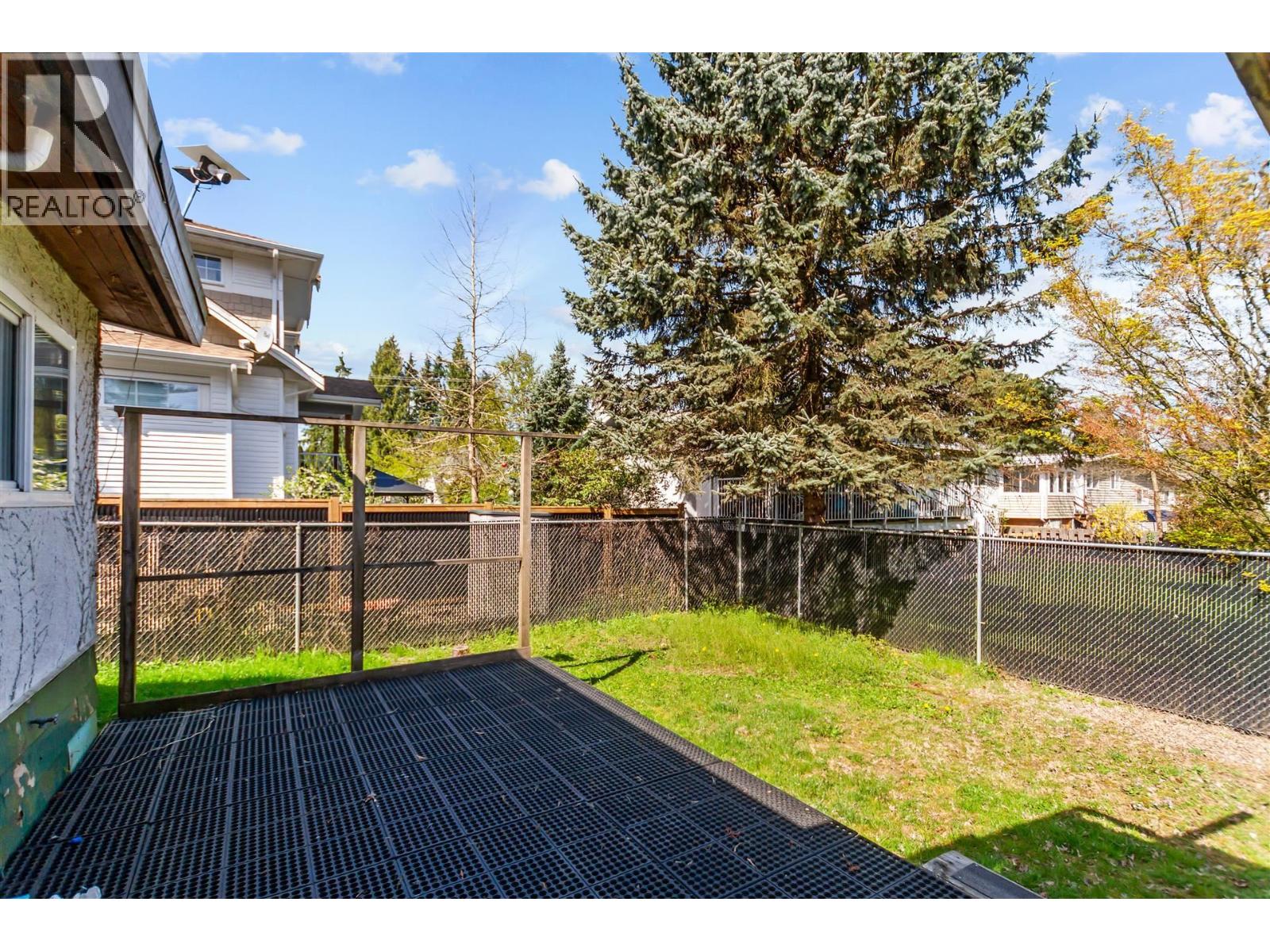 22041 Dewdney Trunk Road, Maple Ridge, British Columbia  V2X 3H3 - Photo 11 - R3110277