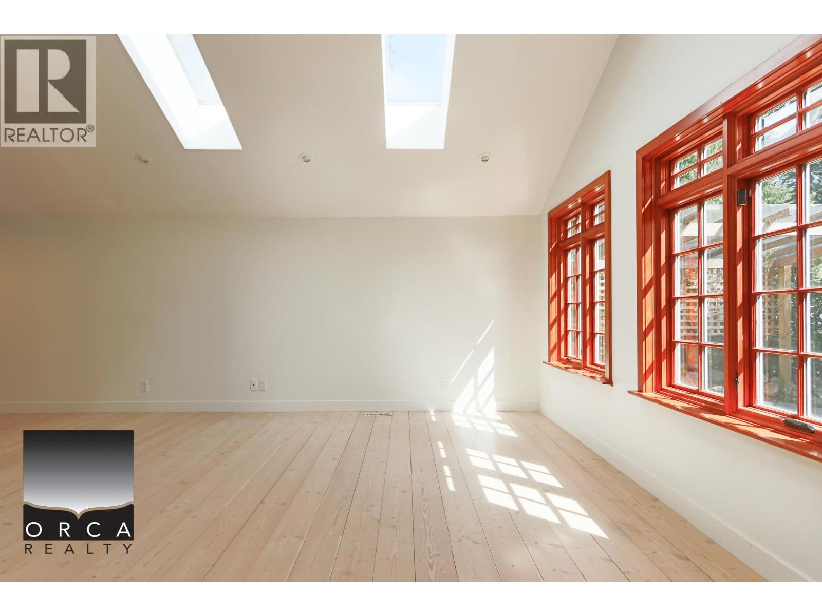 466 Brand Street, North Vancouver, British Columbia  V7N 1G1 - Photo 11 - R3108274