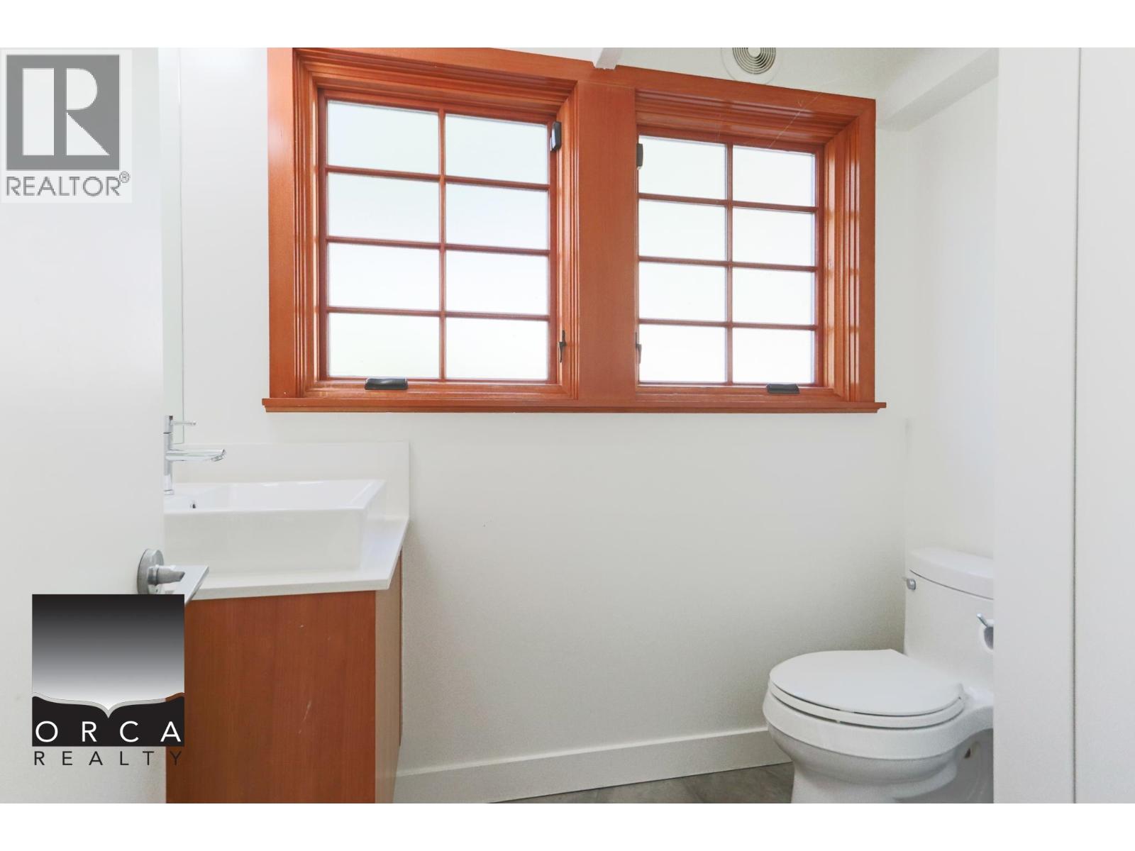 466 Brand Street, North Vancouver, British Columbia  V7N 1G1 - Photo 16 - R3108274