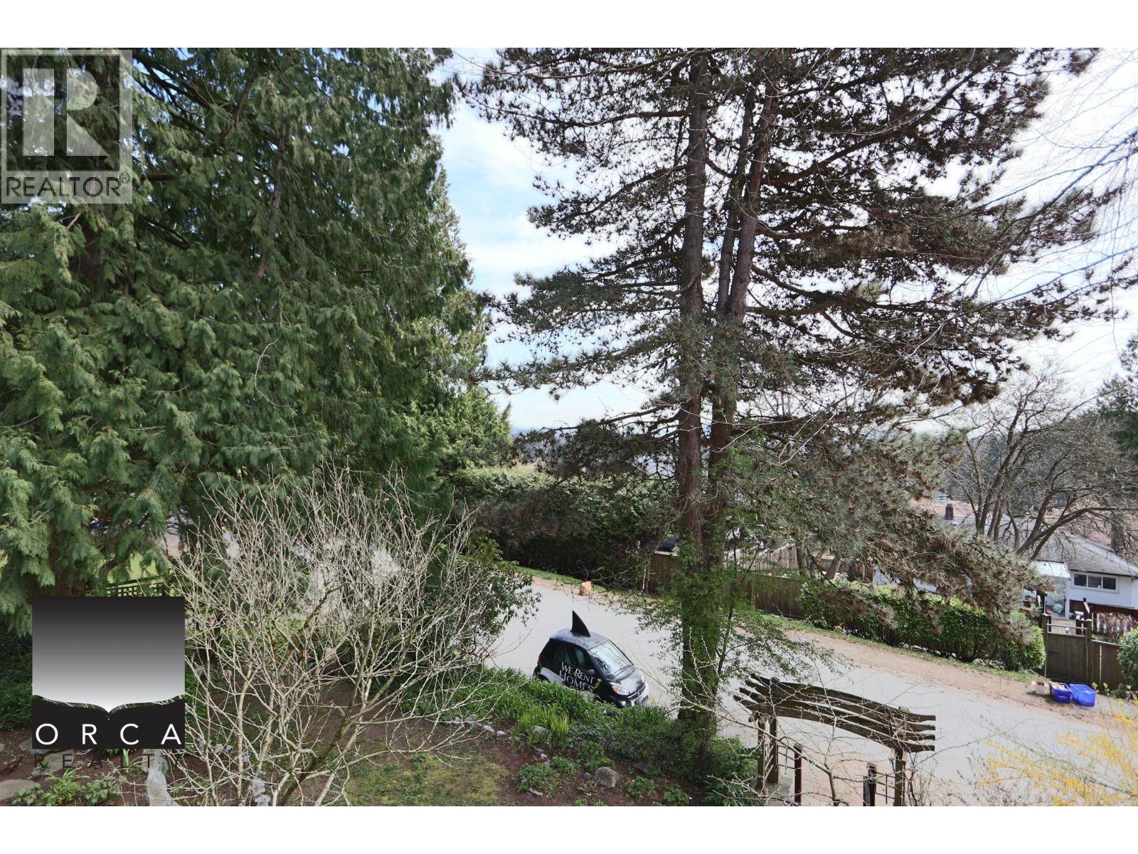 466 Brand Street, North Vancouver, British Columbia  V7N 1G1 - Photo 35 - R3108274