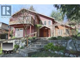 466 BRAND STREET, North Vancouver, British Columbia