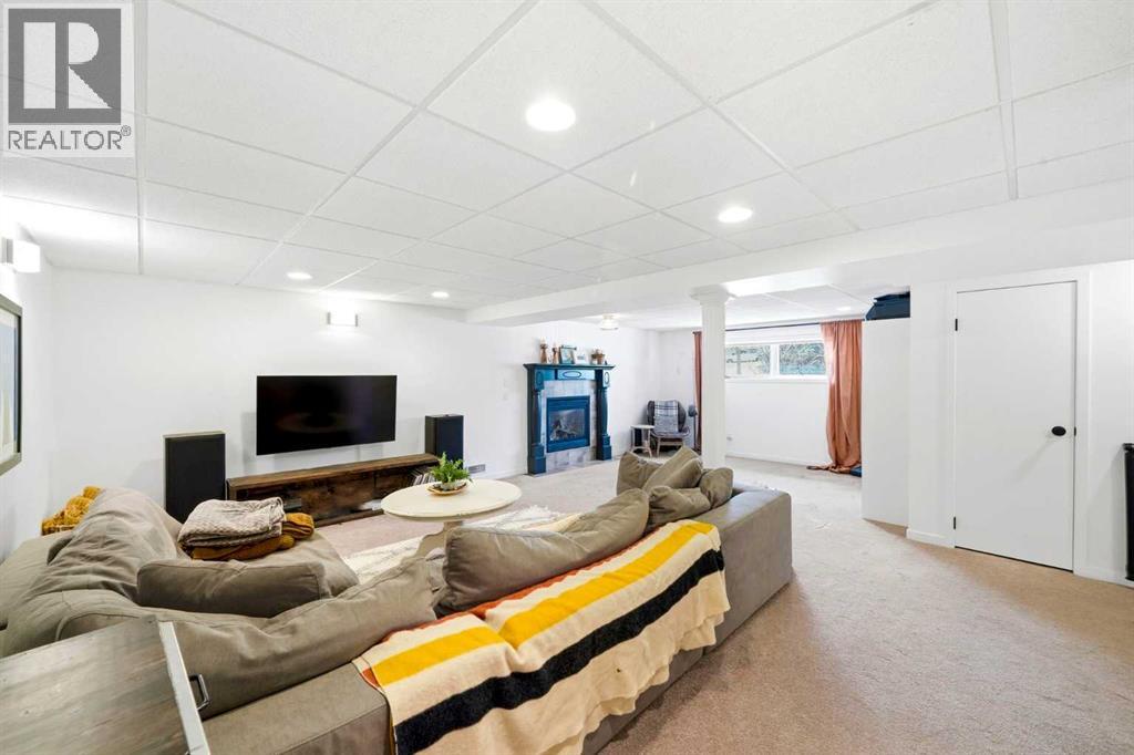 12028 Canfield Road SW, Calgary, Alberta  T2W 1V2 - Photo 22 - A2300272