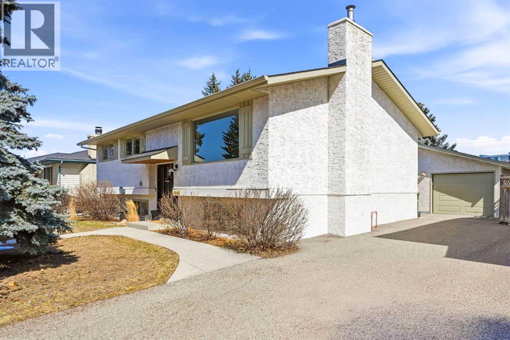 12028 Canfield Road SW, Calgary, Alberta  T2W 1V2 - Photo 3 - A2300272
