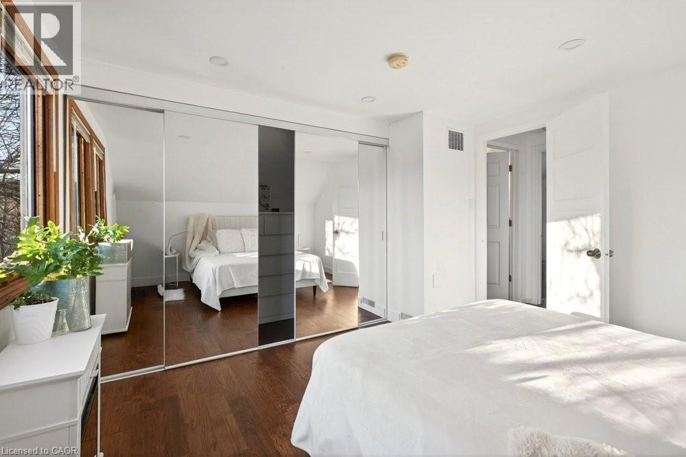 9 Morton Avenue, Dundas, Ontario  L9H 2P4 - Photo 23 - 40819946