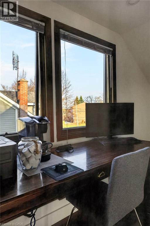 9 Morton Avenue, Dundas, Ontario  L9H 2P4 - Photo 25 - 40819946