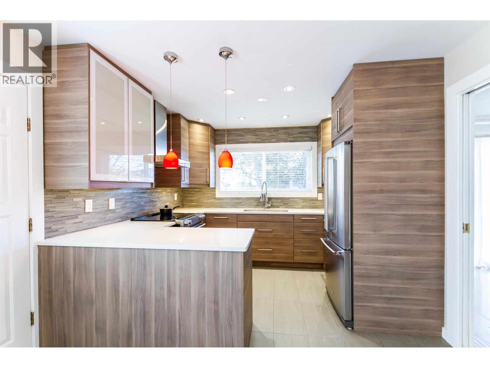 6072 Selma Avenue, Burnaby, British Columbia  V5H 3R2 - Photo 10 - R3093926