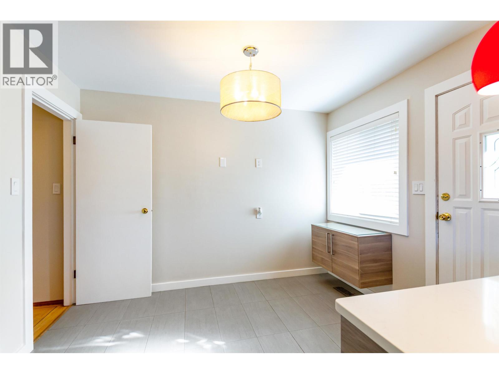 6072 Selma Avenue, Burnaby, British Columbia  V5H 3R2 - Photo 14 - R3093926