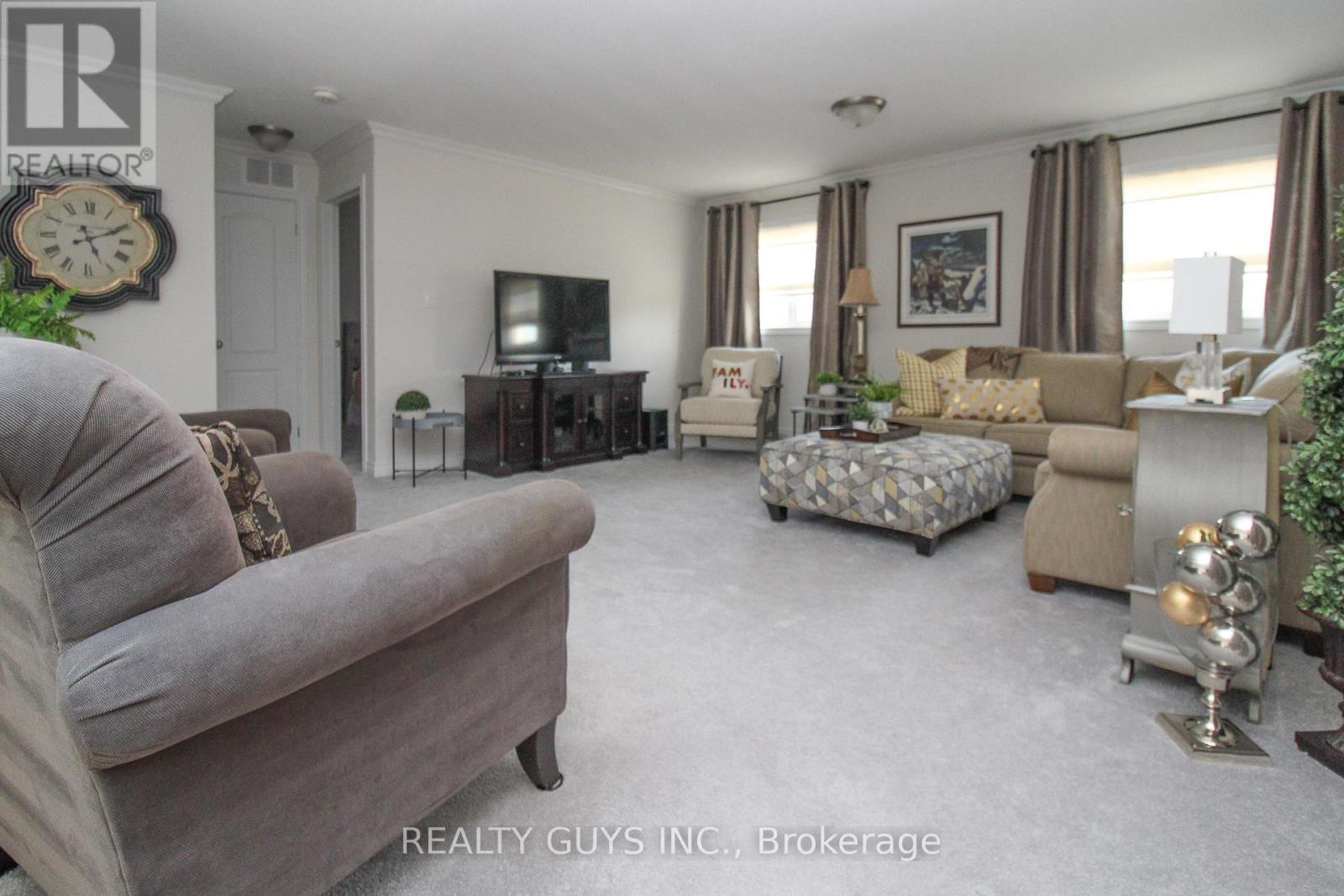 570 Grange Way, Peterborough, Ontario  K9H 0G5 - Photo 35 - X12992044