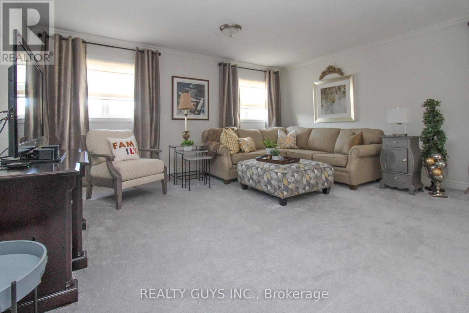 570 Grange Way, Peterborough, Ontario  K9H 0G5 - Photo 39 - X12992044