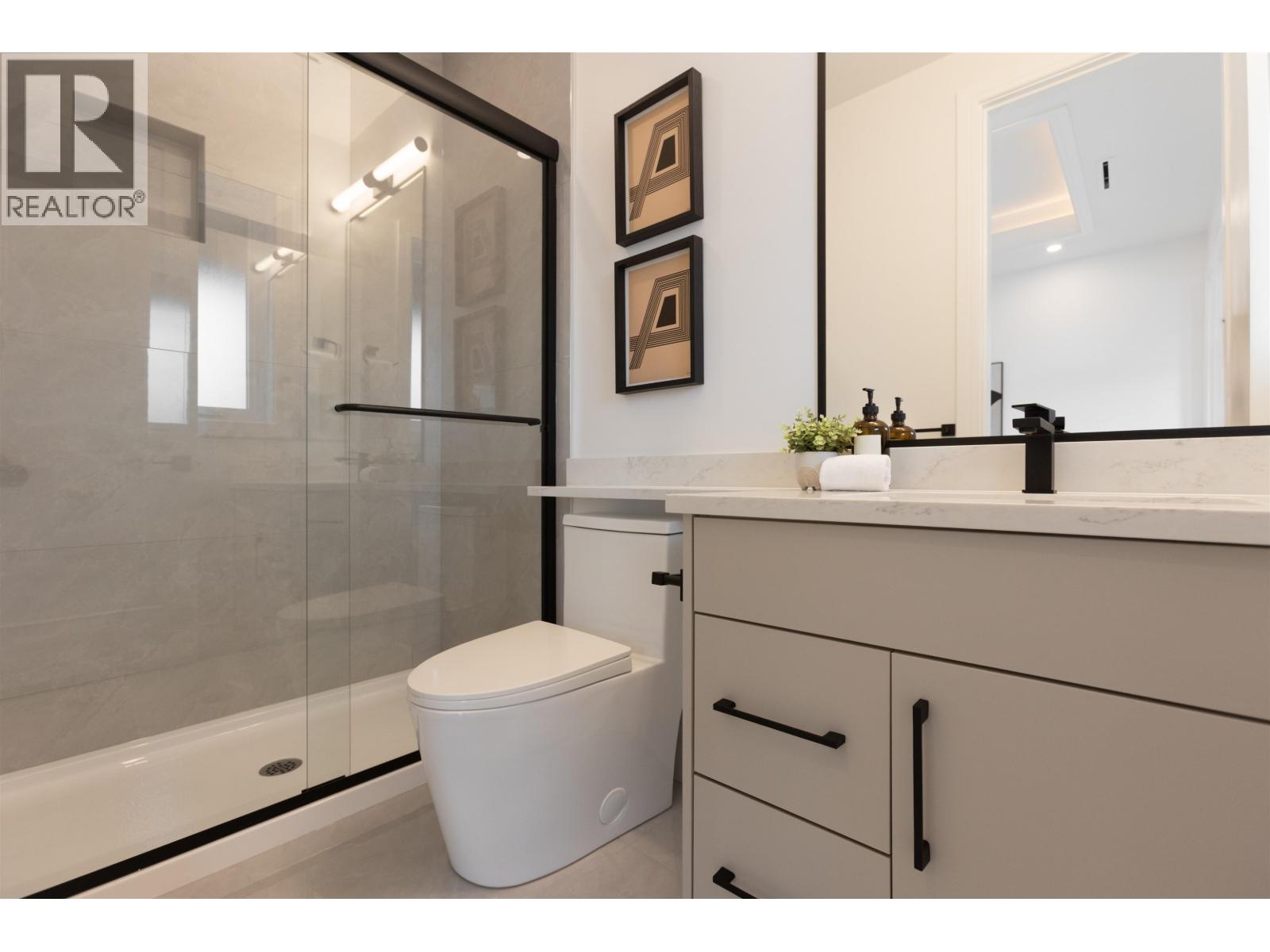 3451 Ullsmore Avenue, Richmond, British Columbia  V7C 1R9 - Photo 15 - R3110408