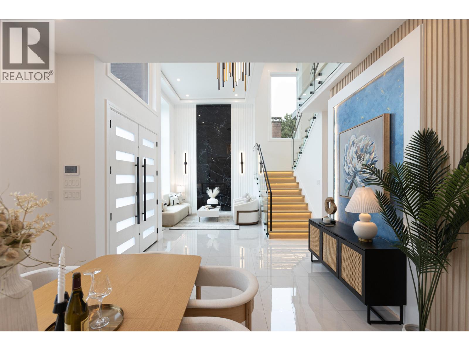 3451 Ullsmore Avenue, Richmond, British Columbia  V7C 1R9 - Photo 2 - R3110408