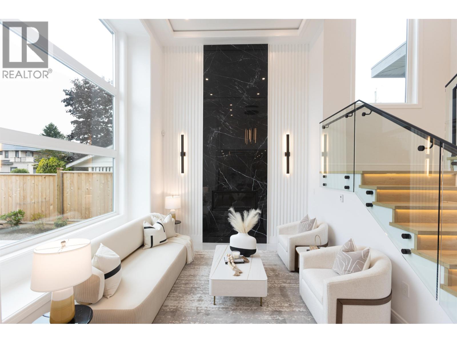 3451 Ullsmore Avenue, Richmond, British Columbia  V7C 1R9 - Photo 3 - R3110408