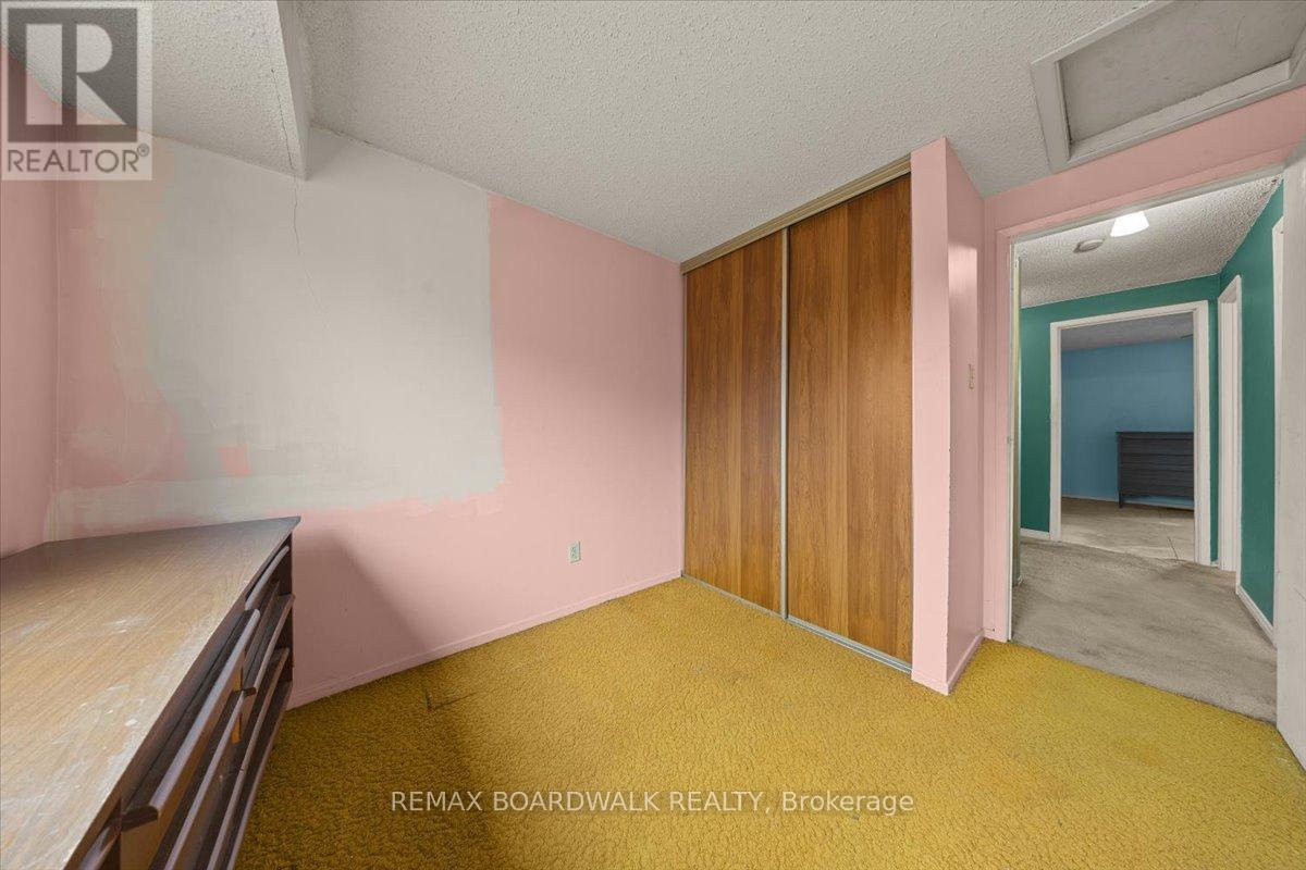 1456 Murdock Gate, Ottawa, Ontario  K1J 8R5 - Photo 22 - X12991974