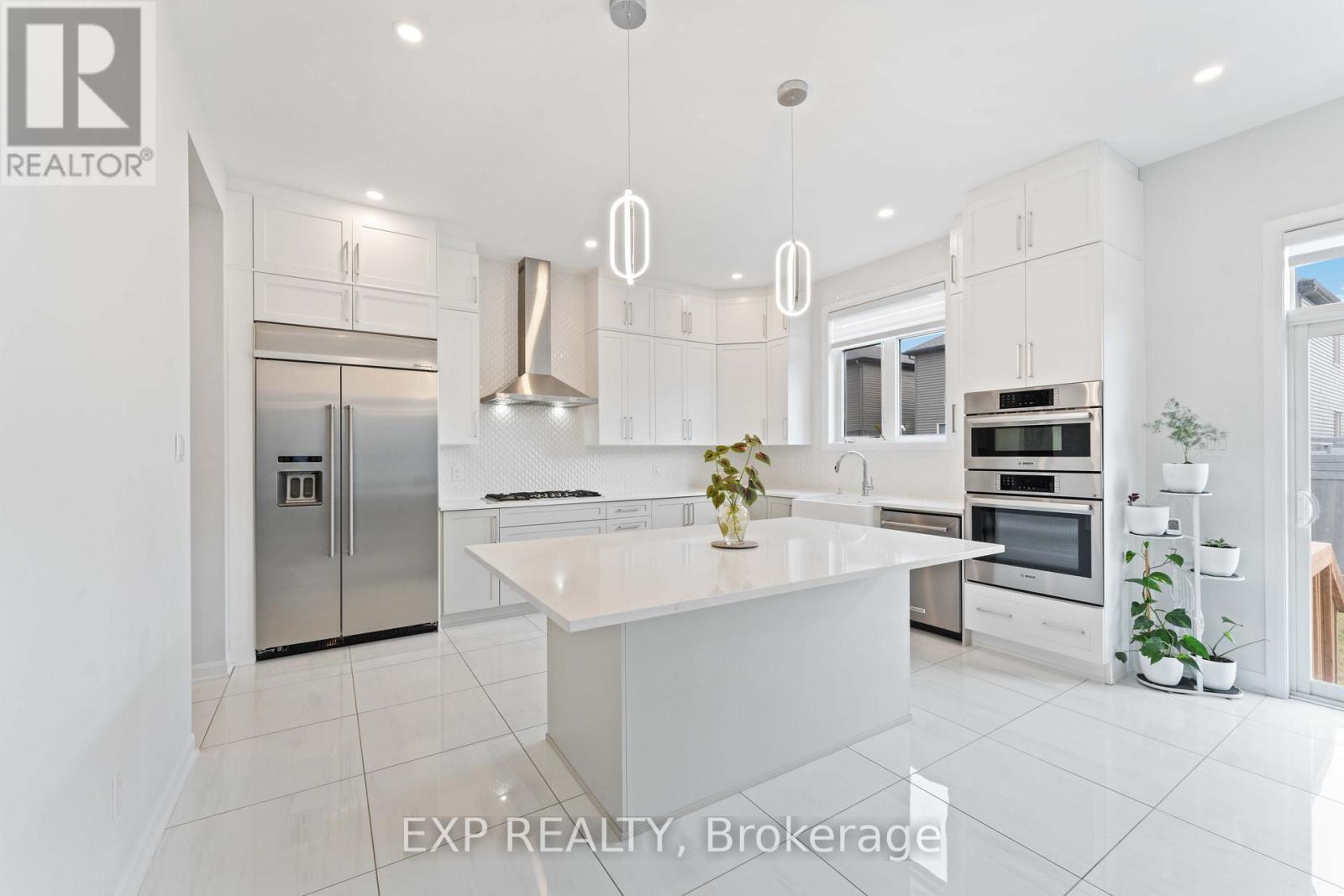 700 Coast Circle, Ottawa, Ontario K4M 0N2 - Photo 6 - X12992000