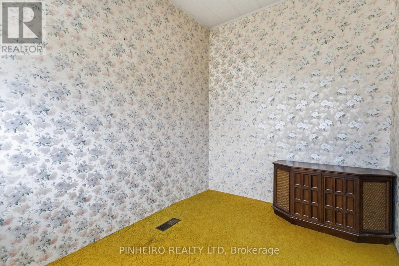 16376 Elginfield Road, Lucan Biddulph, Ontario  N0M 2P0 - Photo 12 - X12991996