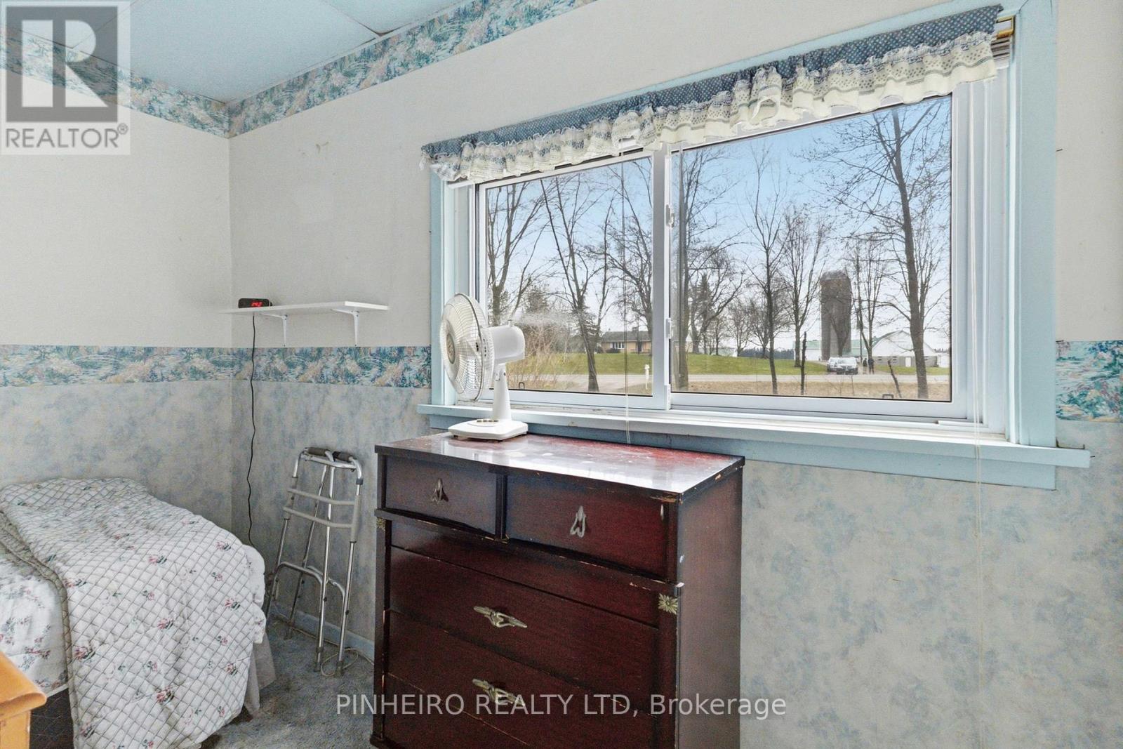 16376 Elginfield Road, Lucan Biddulph, Ontario  N0M 2P0 - Photo 15 - X12991996