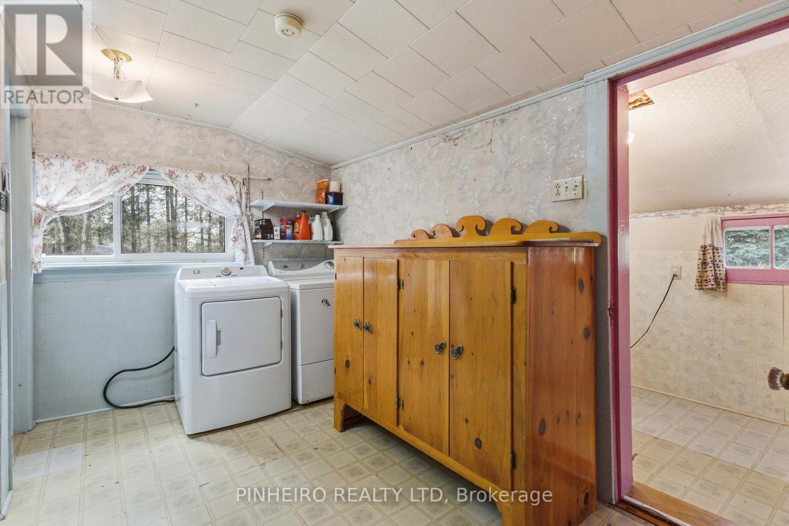 16376 Elginfield Road, Lucan Biddulph, Ontario  N0M 2P0 - Photo 19 - X12991996