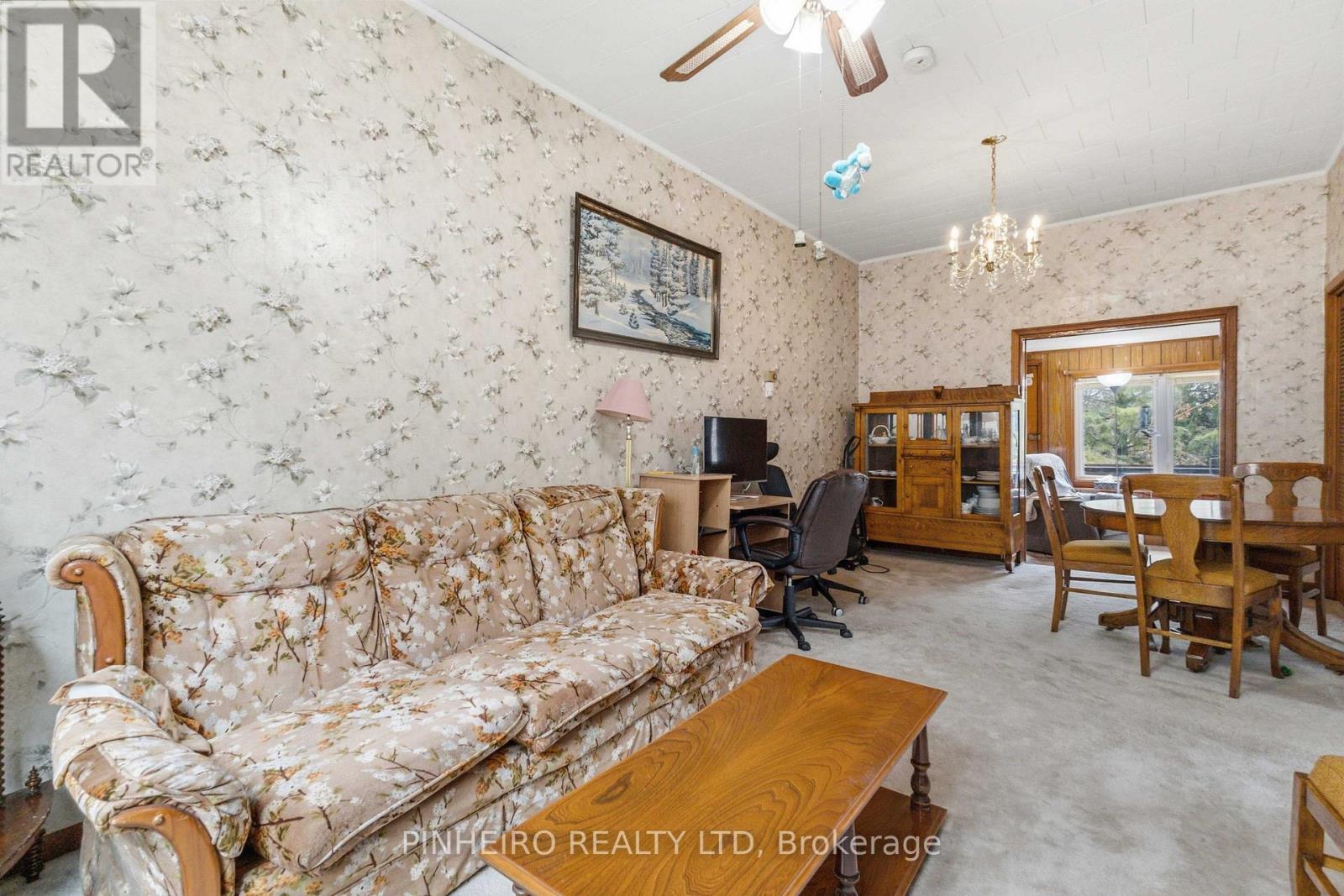 16376 Elginfield Road, Lucan Biddulph, Ontario  N0M 2P0 - Photo 7 - X12991996