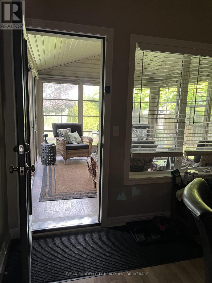 7059 Parkside Road, Niagara Falls, Ontario  L2H 3L6 - Photo 18 - X12962606