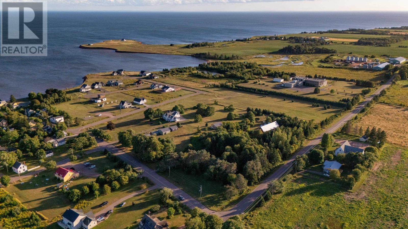 31 / 33 Nelson Street, Victoria By The Sea, Victoria, Prince Edward Island  C0A 1J0 - Photo 3 - 202607230