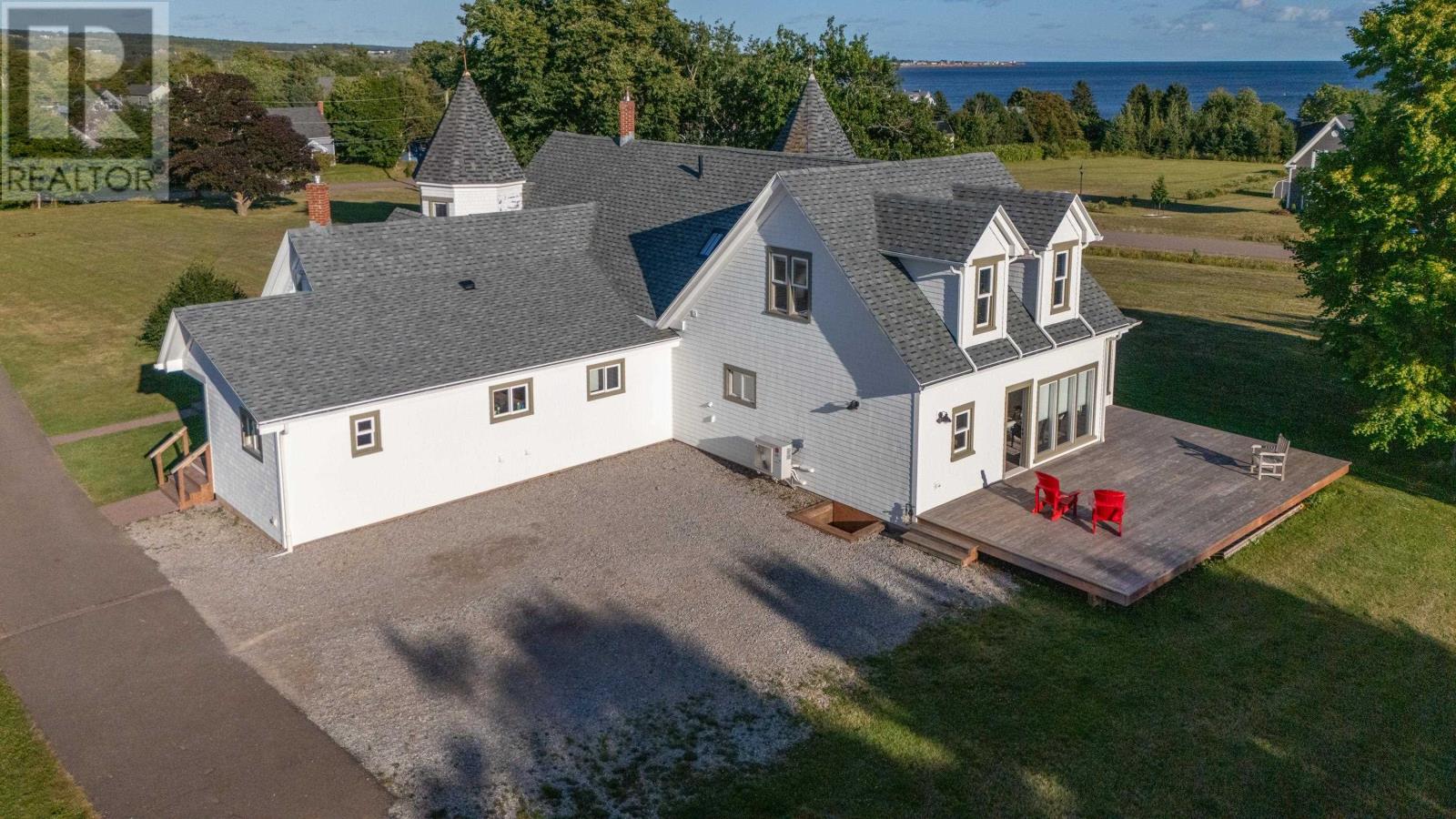 31 / 33 Nelson Street, Victoria By The Sea, Victoria, Prince Edward Island  C0A 1J0 - Photo 4 - 202607230